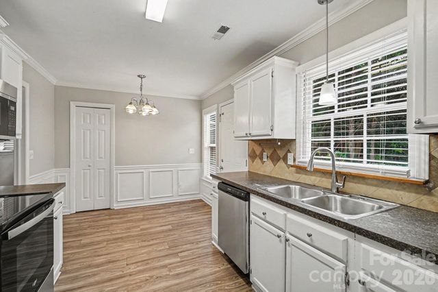 8904 Brown Oak Court, Charlotte, NC 28227