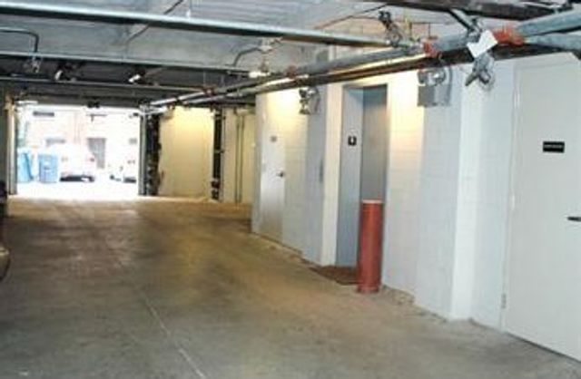 424 Massachusetts Ave 202, Boston, MA 02118