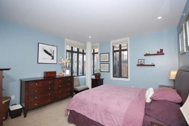 424 Massachusetts Ave 202, Boston, MA 02118