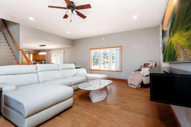 10014 Pin Oak Court N, Brooklyn Park, MN 55443