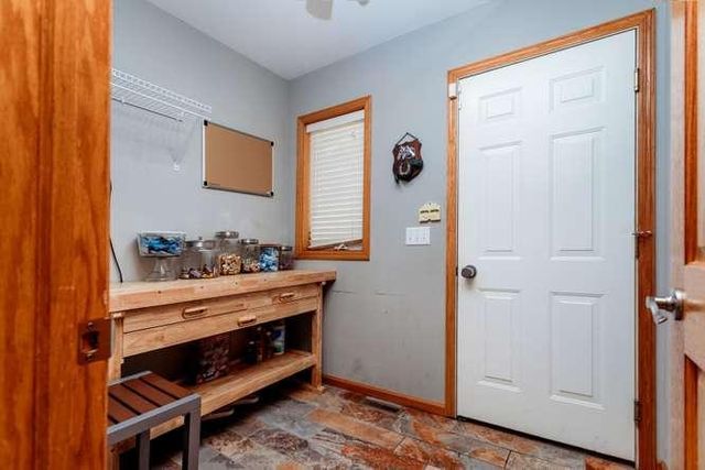 10014 Pin Oak Court N, Brooklyn Park, MN 55443