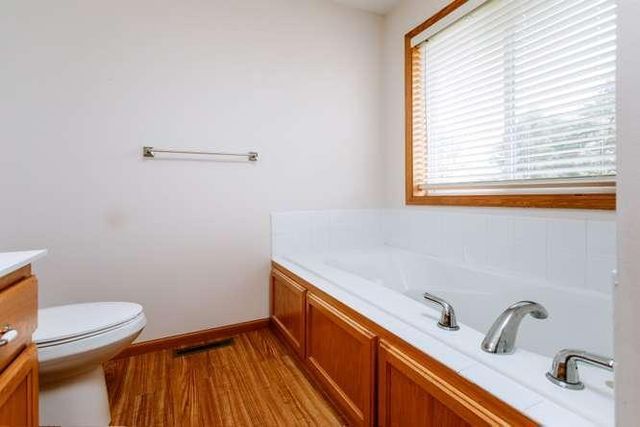 10014 Pin Oak Court N, Brooklyn Park, MN 55443
