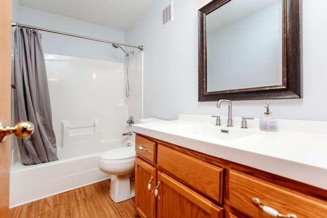 10014 Pin Oak Court N, Brooklyn Park, MN 55443