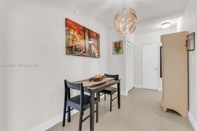 503 75th St 7504, Miami Beach, FL 33141