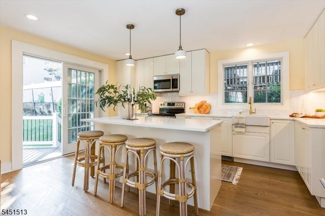 88 Lawrence Ave, West Orange Twp., NJ 07052