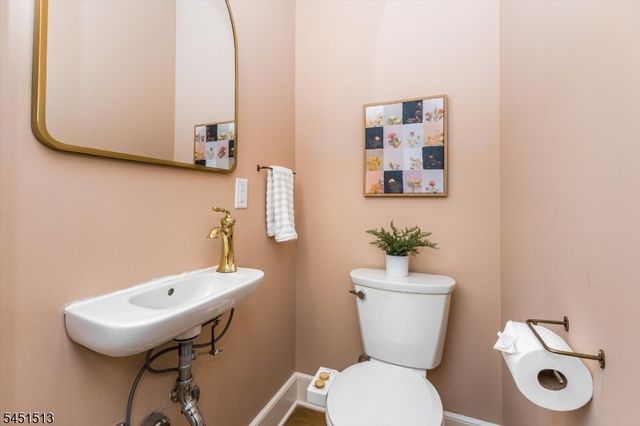 88 Lawrence Ave, West Orange Twp., NJ 07052
