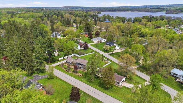 117 S Skytop, Edinboro, PA 16412