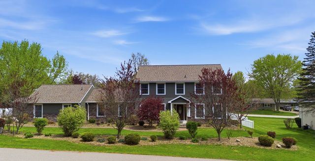 117 S Skytop, Edinboro, PA 16412