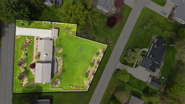 117 S Skytop, Edinboro, PA 16412