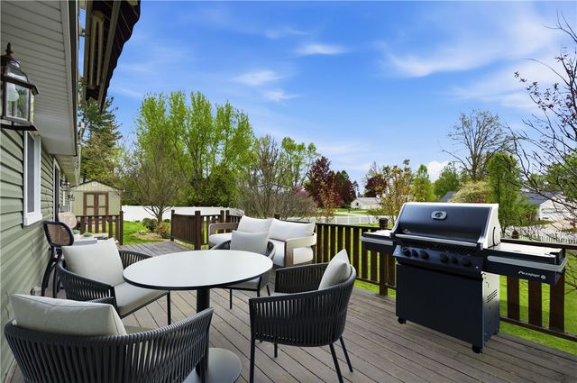 117 S Skytop, Edinboro, PA 16412