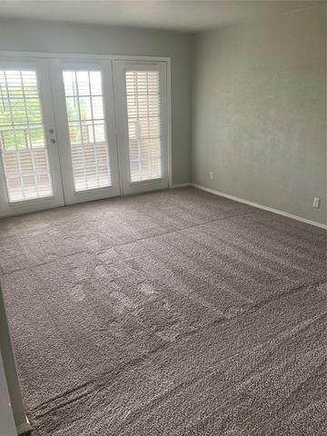 752 Haven Lane, Fort Worth, TX 76112