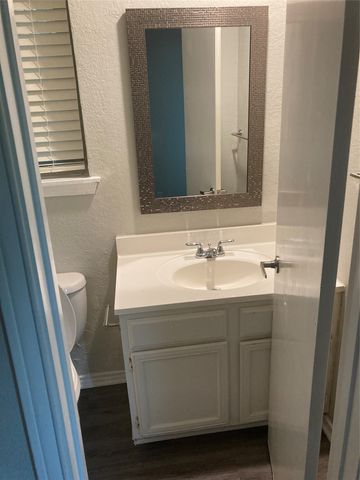 752 Haven Lane, Fort Worth, TX 76112