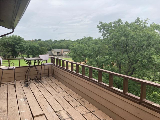 752 Haven Lane, Fort Worth, TX 76112