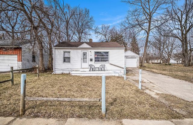 933 E Foss Avenue, Flint, MI 48505