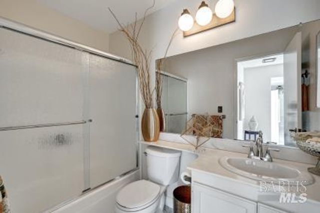 2825 Sundown Cir, Fairfield, CA 94533