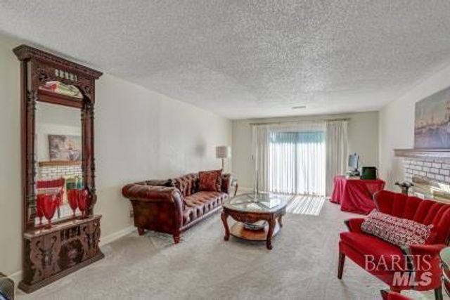 2825 Sundown Cir, Fairfield, CA 94533