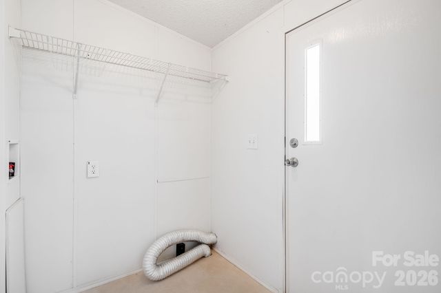 505 Crescent Way, Horse Shoe, NC 28742