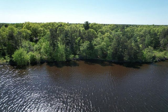 N8084 Baileys Boulevard, New Lisbon, WI 53950