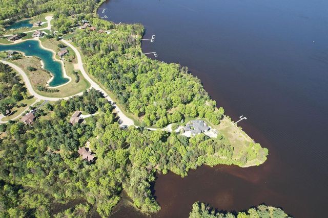 N8084 Baileys Boulevard, New Lisbon, WI 53950