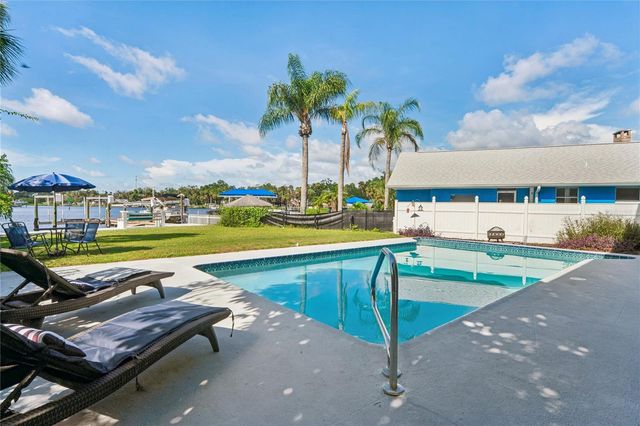 5531 MANATEE POINT DRIVE, New Port Richey, FL 34652