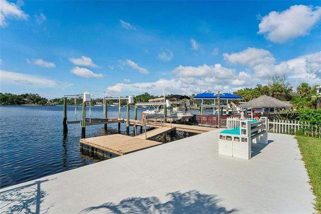 5531 MANATEE POINT DRIVE, New Port Richey, FL 34652