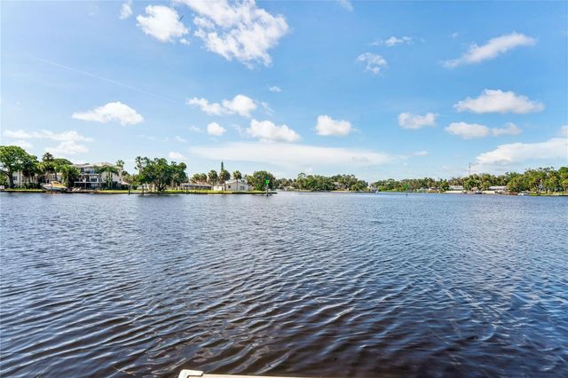 5531 MANATEE POINT DRIVE, New Port Richey, FL 34652