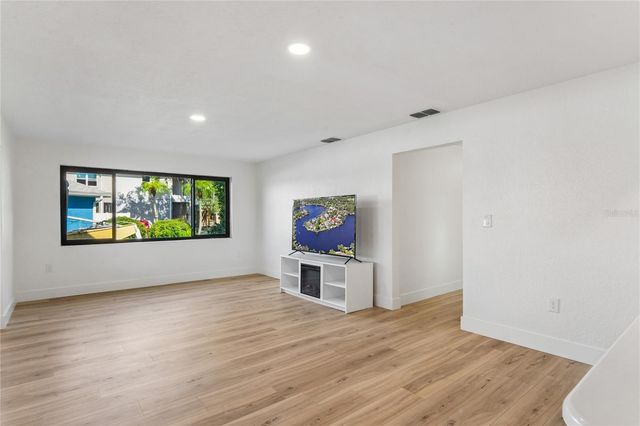 5531 MANATEE POINT DRIVE, New Port Richey, FL 34652