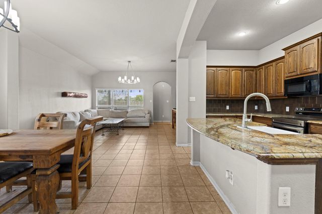 317 Cockrill ST, Hutto, TX 78634