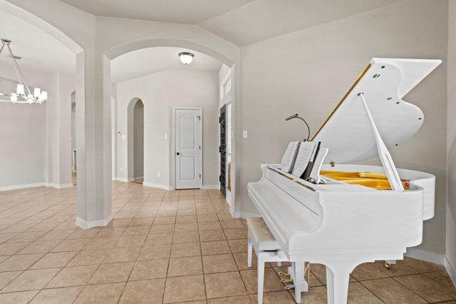 317 Cockrill ST, Hutto, TX 78634