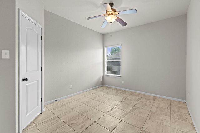 317 Cockrill ST, Hutto, TX 78634