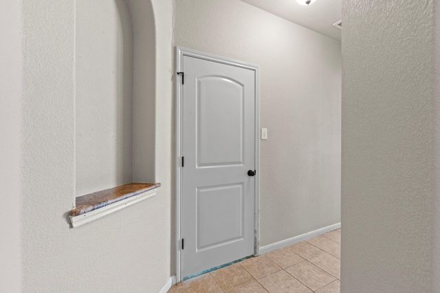 317 Cockrill ST, Hutto, TX 78634