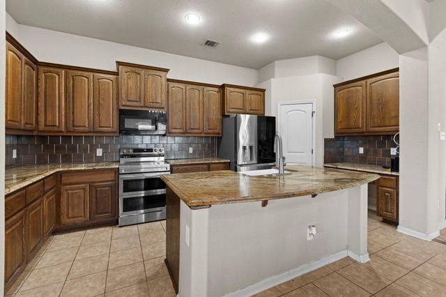 317 Cockrill ST, Hutto, TX 78634