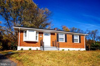 9106 COVERED BRIDGE RD, Baltimore, MD 21234