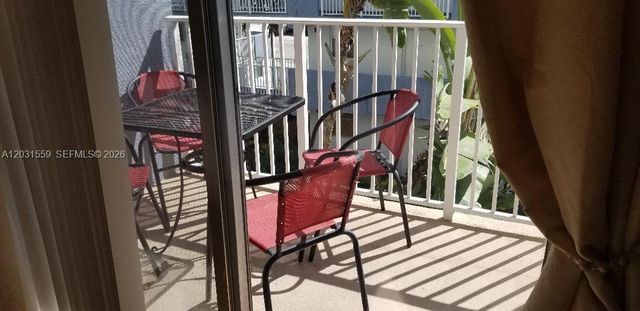 1801 S Treasure Dr 302, North Bay Village, FL 33141