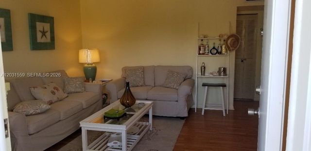1801 S Treasure Dr 302, North Bay Village, FL 33141