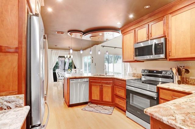 6214 FARTHING STREET, Tampa, FL 33647