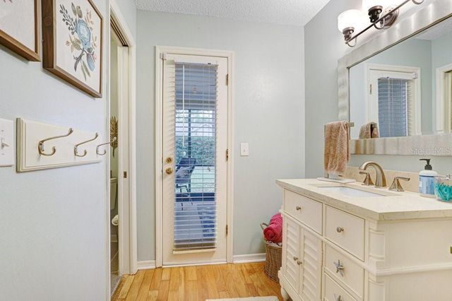 6214 FARTHING STREET, Tampa, FL 33647