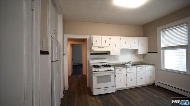 99 15th Street 2R, Bloomfield, NJ 07003