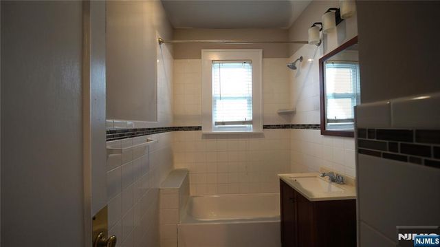 99 15th Street 2R, Bloomfield, NJ 07003