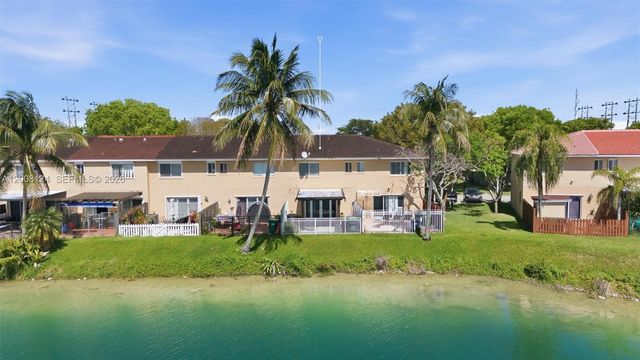 17530 SW 139th Ct, Miami, FL 33177