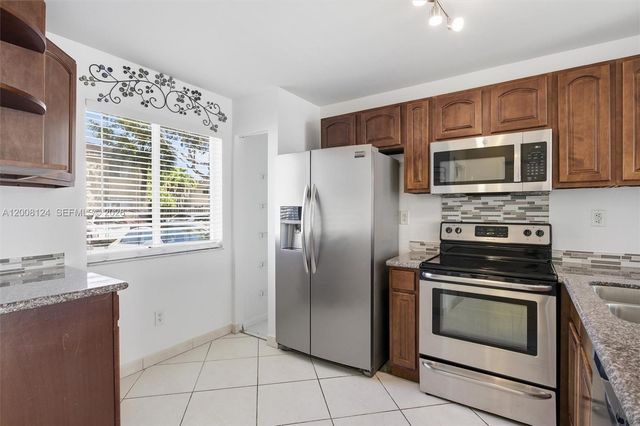 17530 SW 139th Ct, Miami, FL 33177