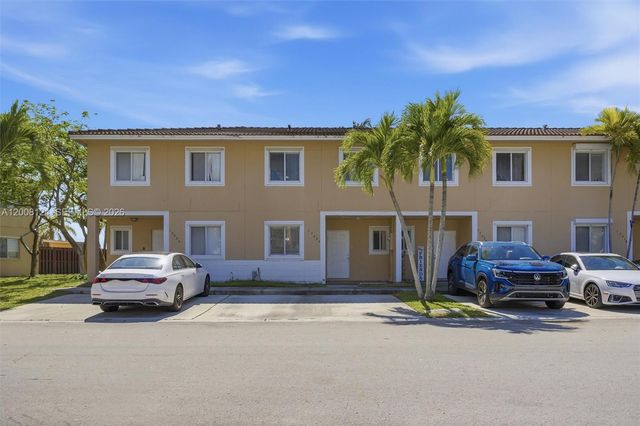 17530 SW 139th Ct, Miami, FL 33177