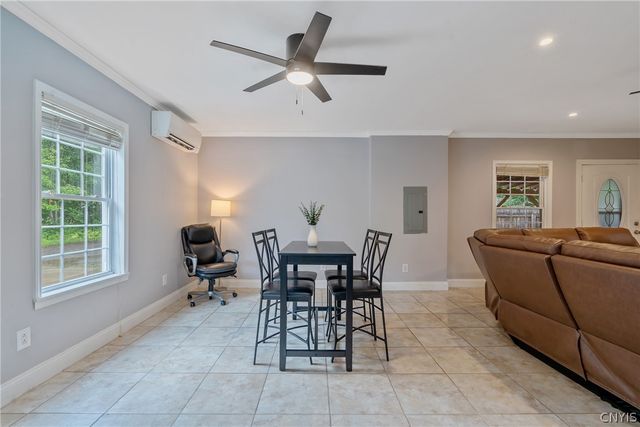 32 34th Street, Constantia, NY 13044