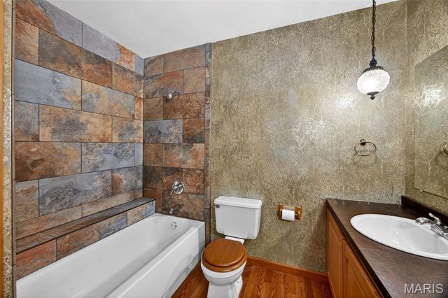 2034 Raintree Drive, Imperial, MO 63052