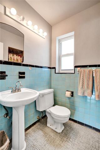 326 S 14th Avenue, Hollywood, FL 33020