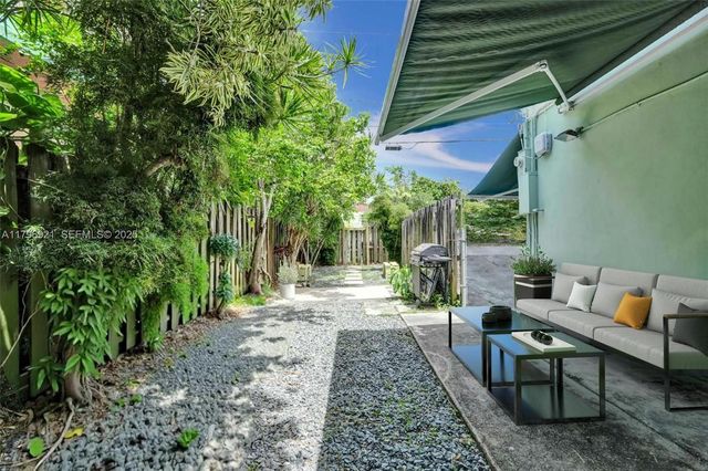 326 S 14th Avenue, Hollywood, FL 33020
