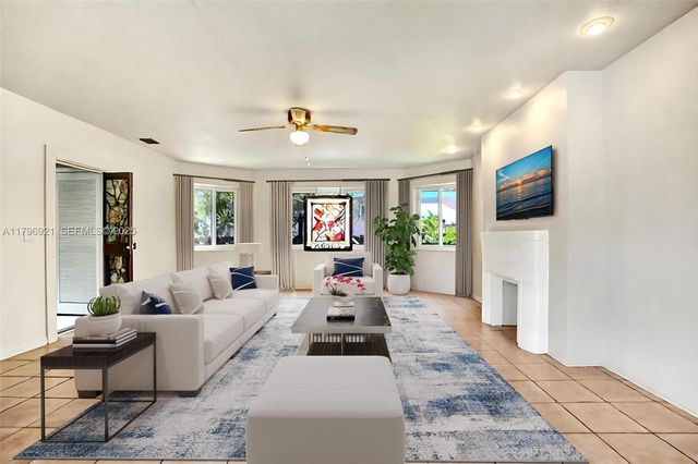326 S 14th Avenue, Hollywood, FL 33020