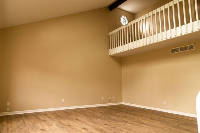 1900 Loganberry Lane, Crown Point, IN 46307