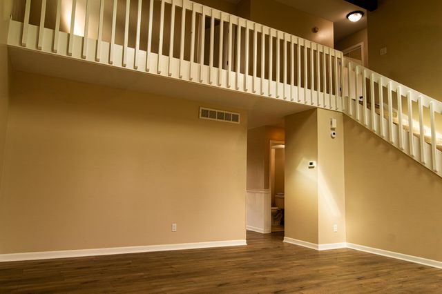 1900 Loganberry Lane, Crown Point, IN 46307