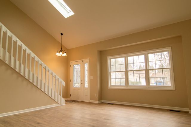 1900 Loganberry Lane, Crown Point, IN 46307